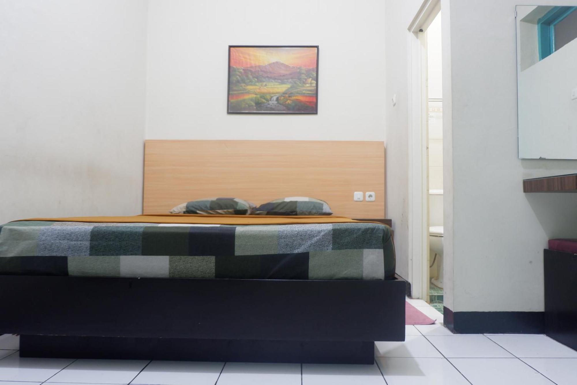 Hotel Taman Indah Madiun Esterno foto